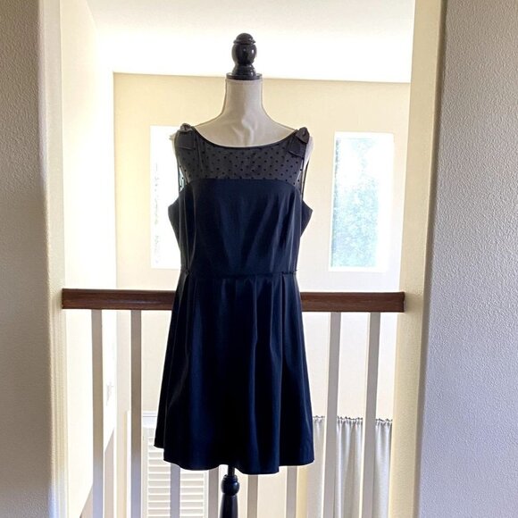Tahari by Arthur Levine | Sheer Dotted Top Pleated Black Dress | Size: 14P - Picture 1 of 10
